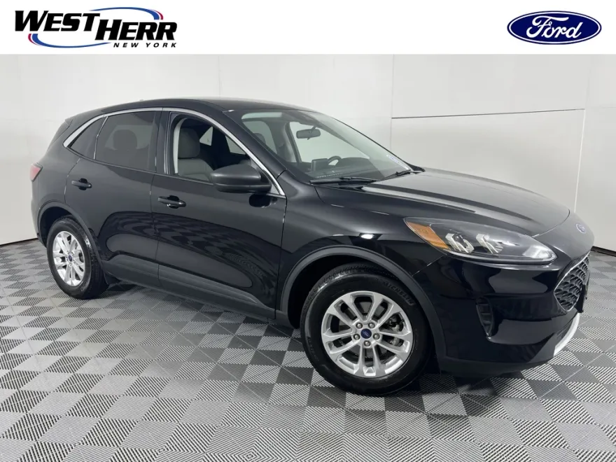 2022 Ford Escape SE photo 1