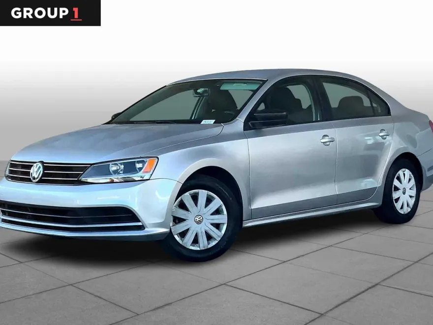 2015 Volkswagen Jetta 2.0 S photo 1