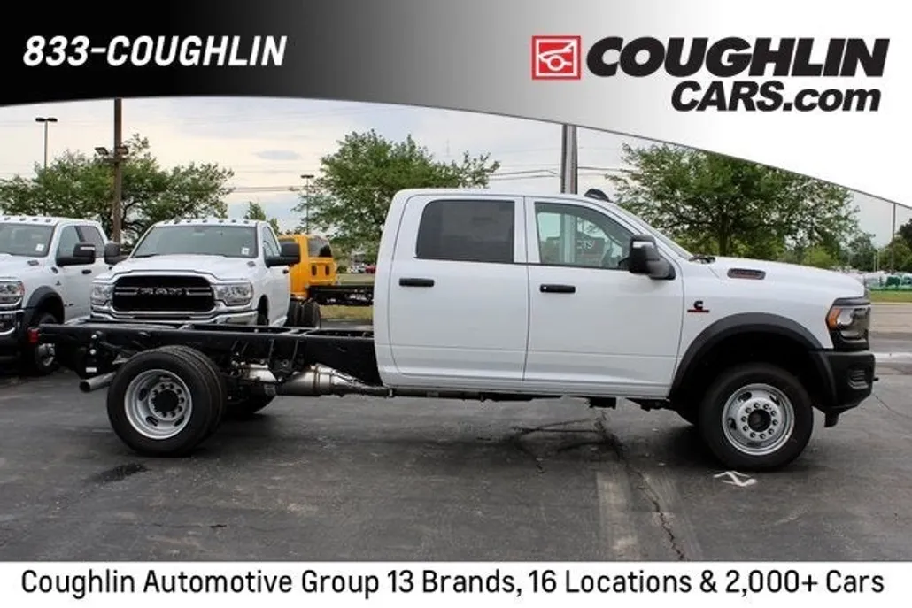 2024 Ram 5500 Tradesman photo 1