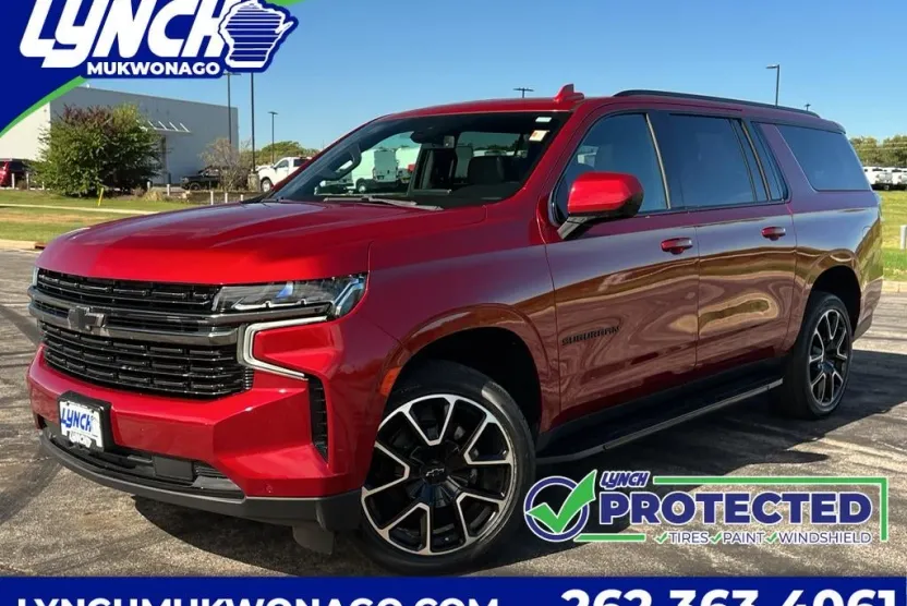 2022 Chevrolet Suburban RST photo 1