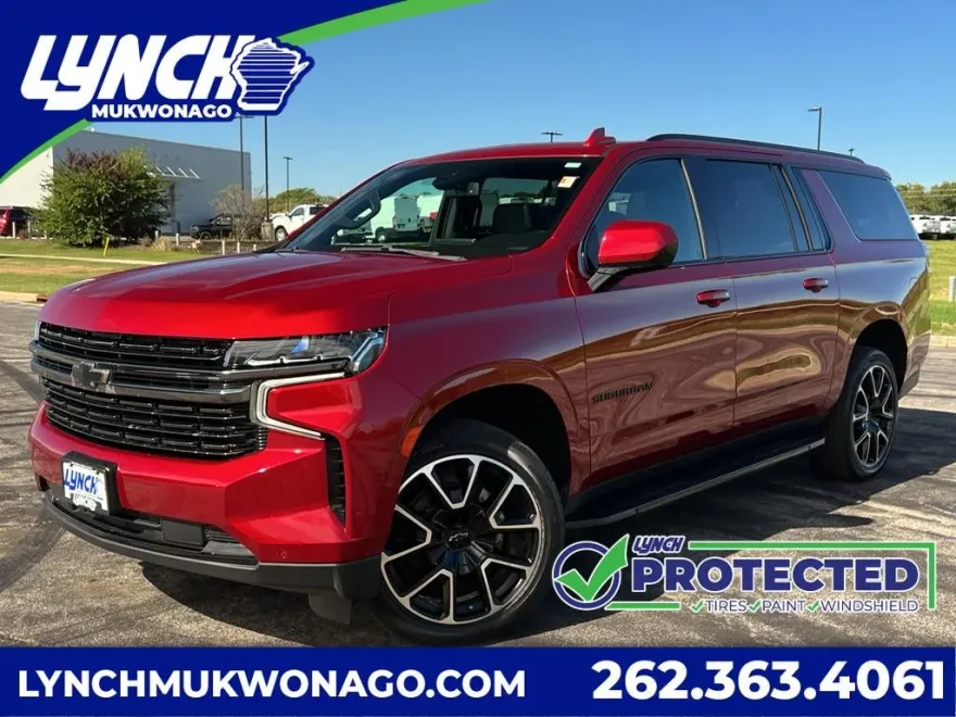 2022 Chevrolet Suburban RST photo 1