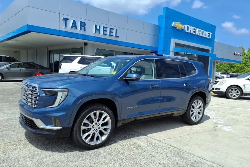 2024 Gmc Acadia Denali photo 1