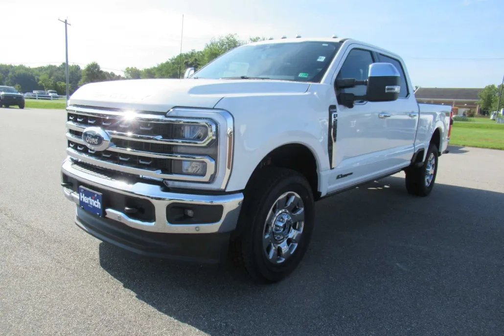 2025 Ford F-250 King Ranch photo 1