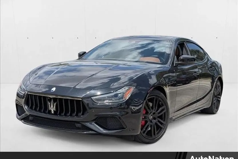 2023 Maserati Ghibli Modena Q4 photo 1