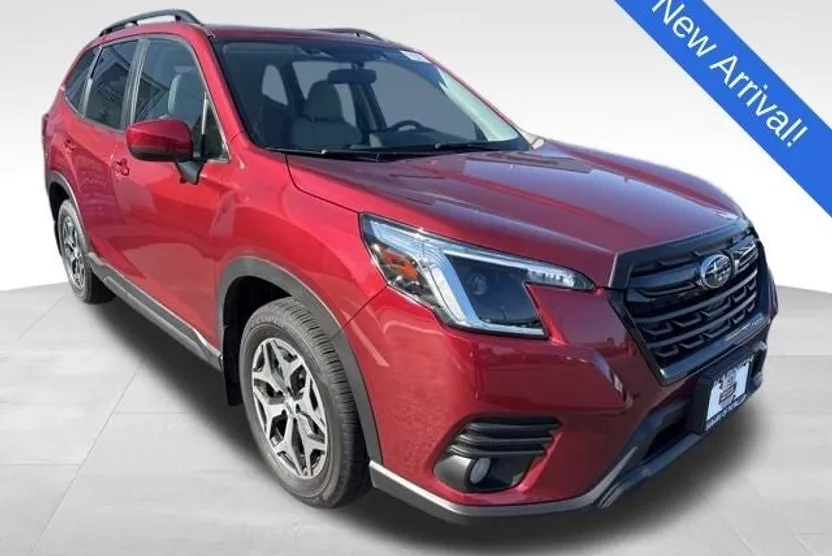 2023 Subaru Forester Premium photo 1