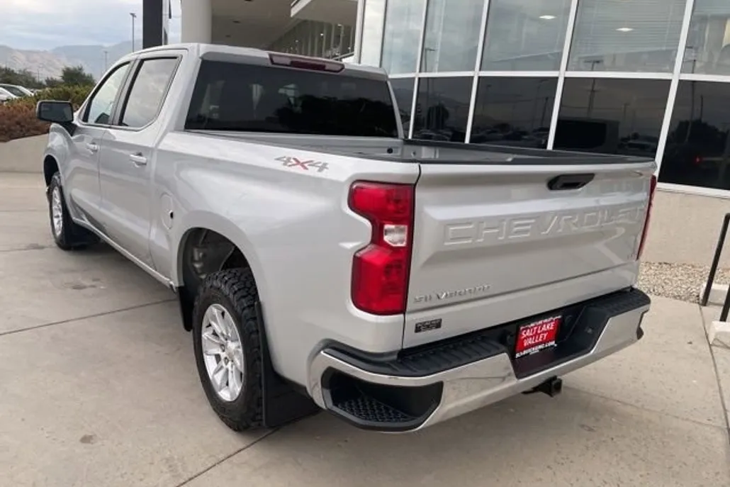 2019 Chevrolet Silverado 1500 LT photo 1