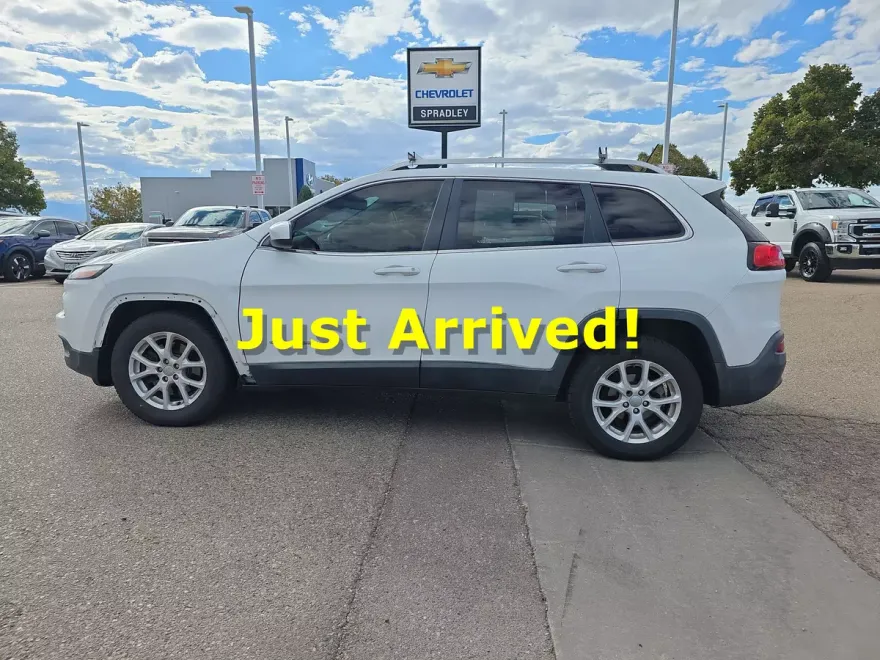2015 Jeep Cherokee Latitude photo 1