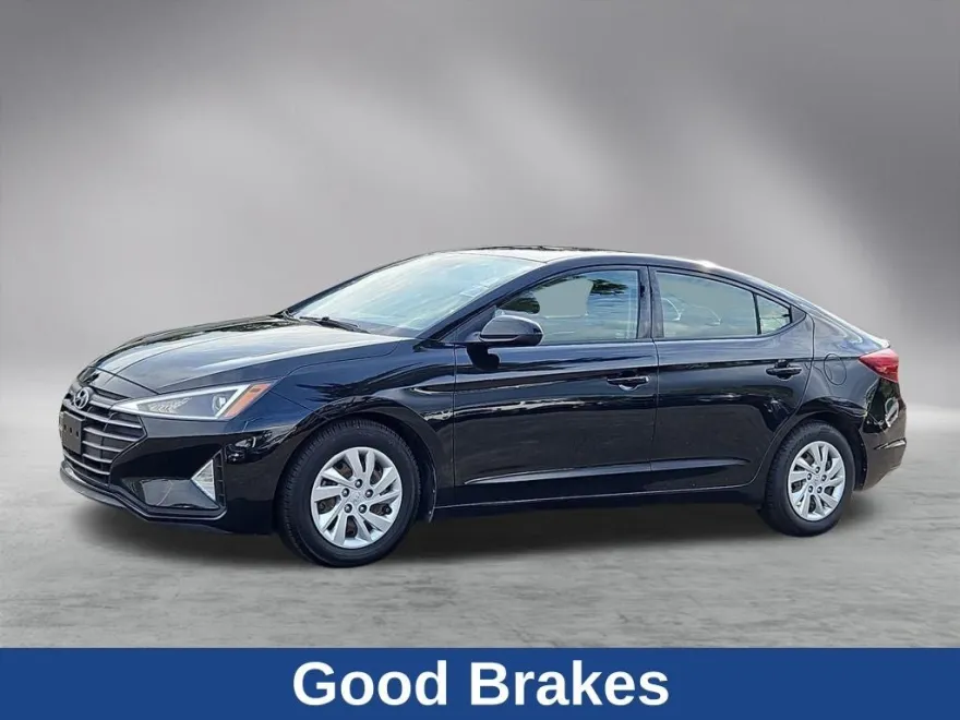 2019 Hyundai Elantra SE photo 1