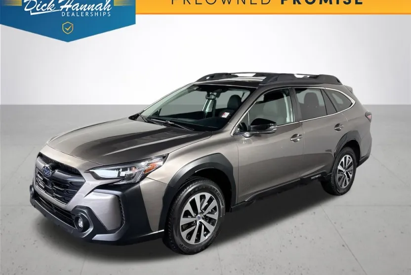 2024 Subaru Outback Premium photo 1