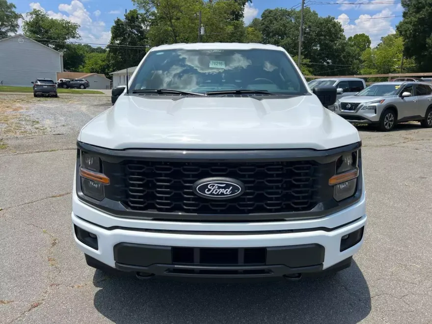 2025 Ford F-150 STX photo 1
