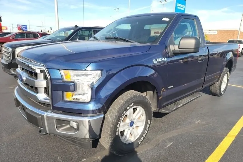 2017 Ford F-150 XLT photo 1