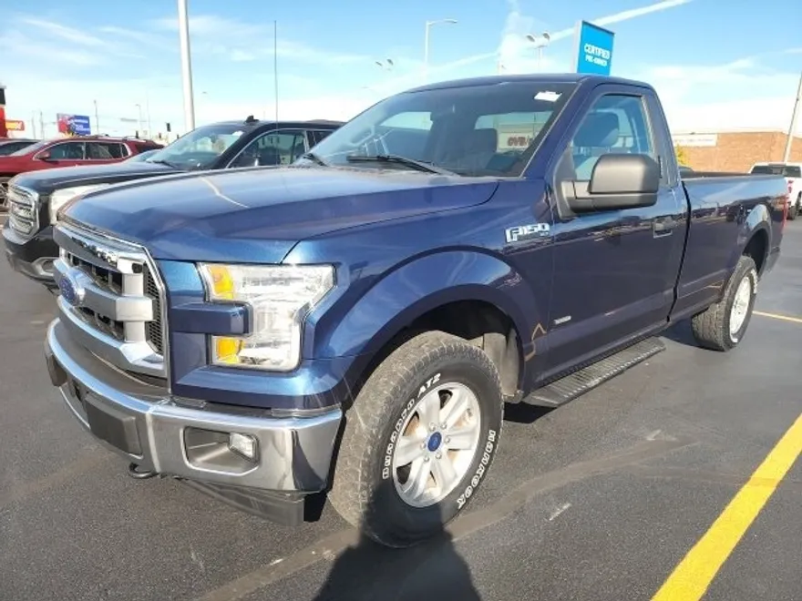 2017 Ford F-150 XLT photo 1