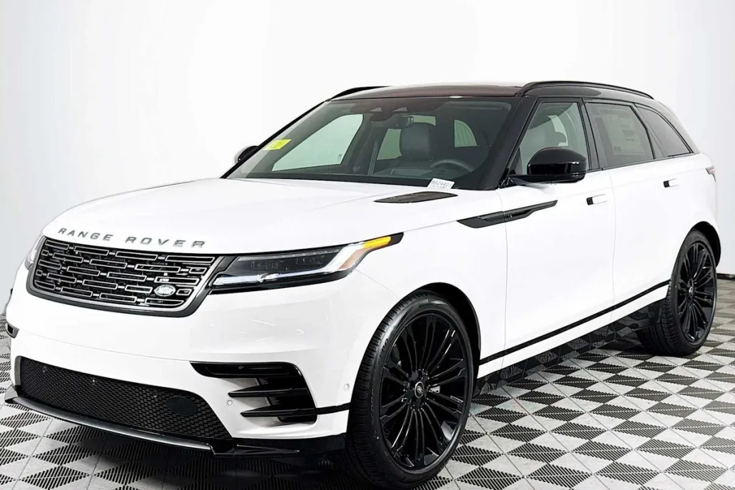 2026 Land Rover Range Rover Velar SE photo 1