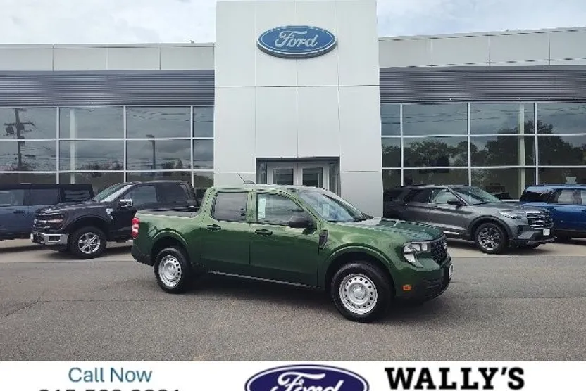 2025 Ford Maverick XL photo 1