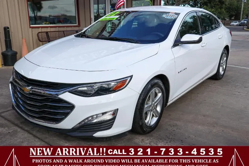 2022 Chevrolet Malibu 1LT photo 1