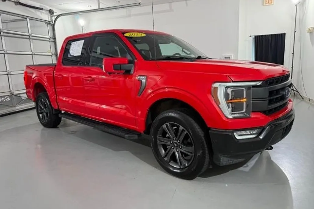 2023 Ford F-150 Lariat photo 1