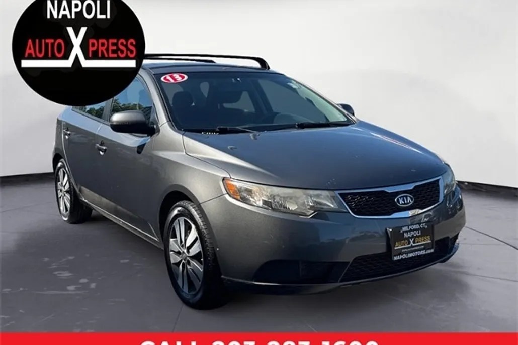 2013 Kia Forte EX photo 1