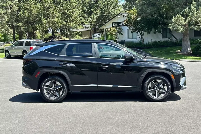 2025 Hyundai Tucson Hybrid SEL Convenience photo 1