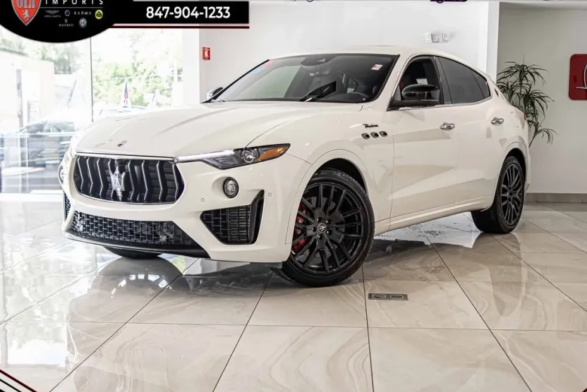 2024 Maserati Levante Modena photo 1