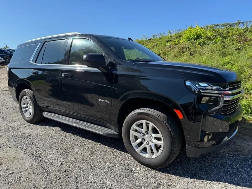2024 Chevrolet Tahoe LT photo 1