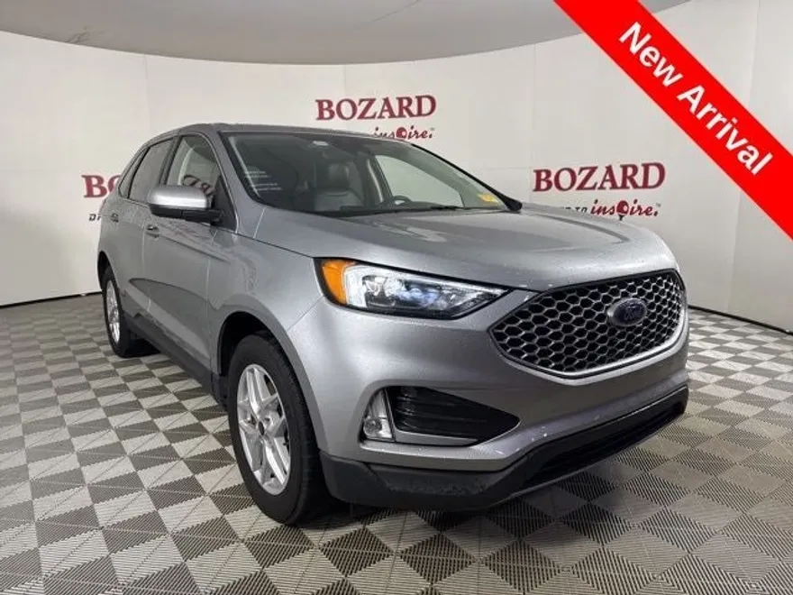 2024 Ford Edge SEL photo 1