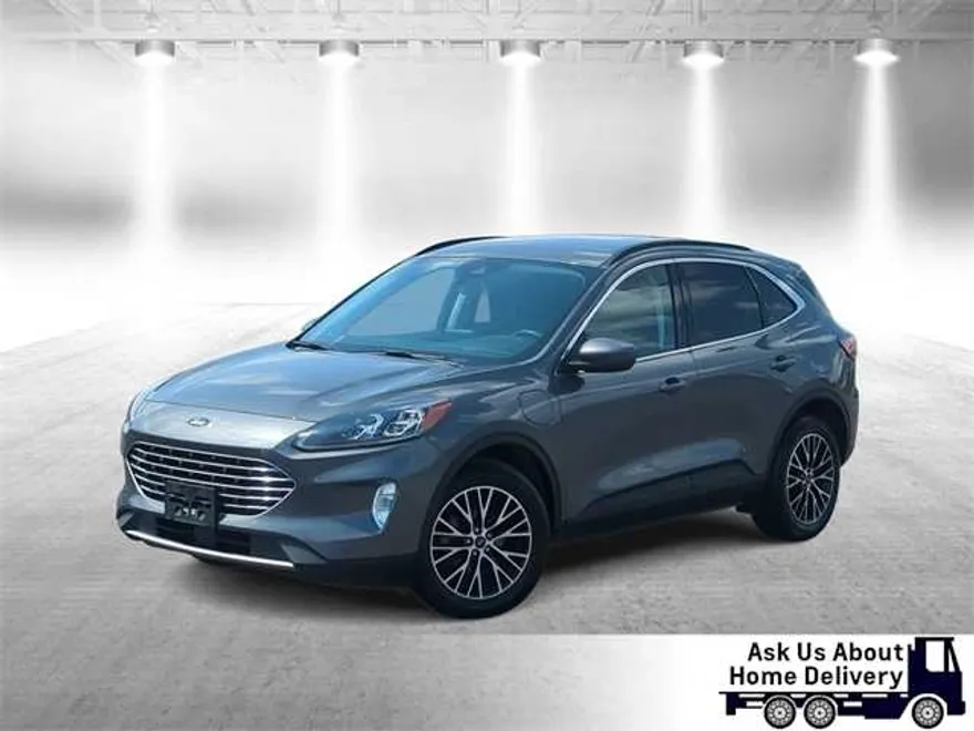2021 Ford Escape Titanium Plug-In Hybrid photo 1