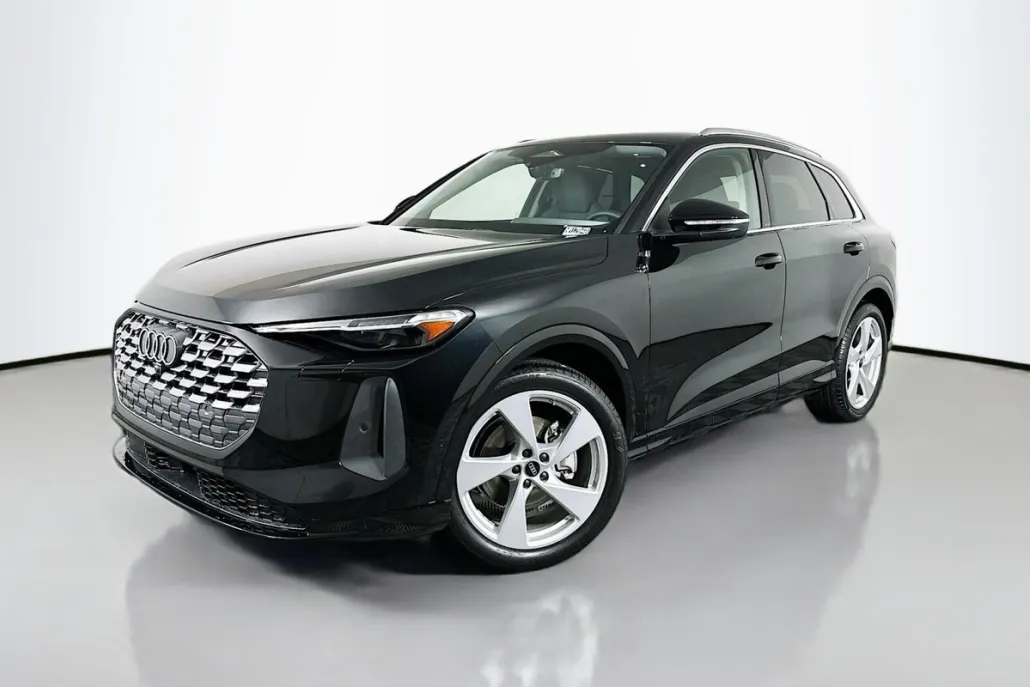 2025 Audi Q5 2.0T Prestige photo 1