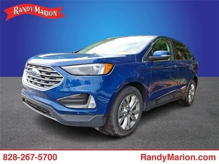 2022 Ford Edge Titanium photo 1
