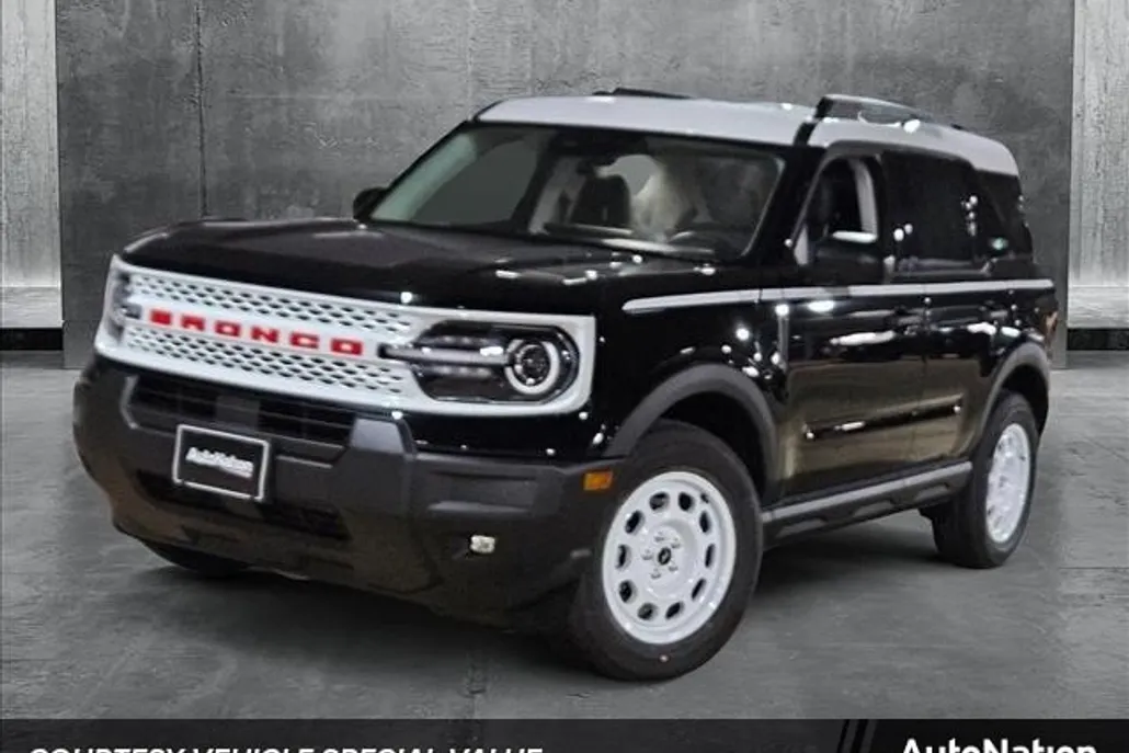 2025 Ford Bronco Sport Heritage photo 1