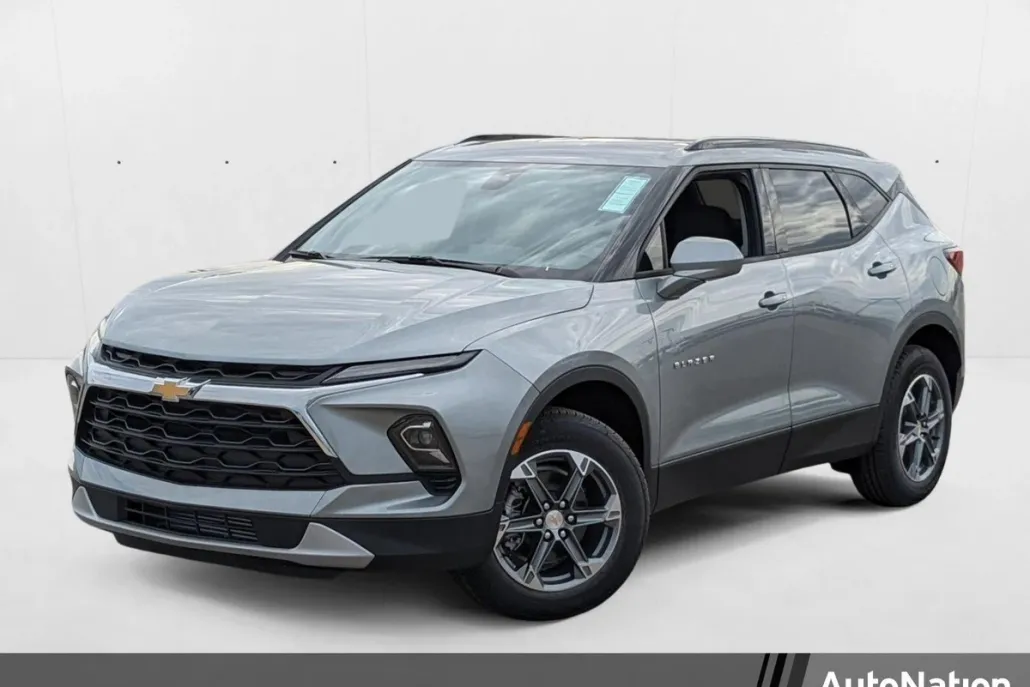 2025 Chevrolet Blazer 2LT photo 1