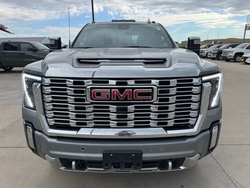 2024 Gmc Sierra HD Denali photo 1
