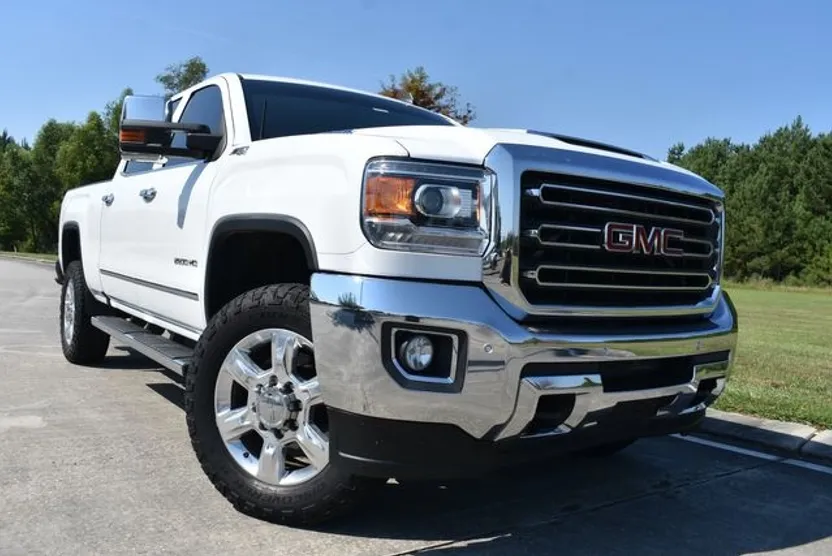 2017 Gmc Sierra SLT photo 1