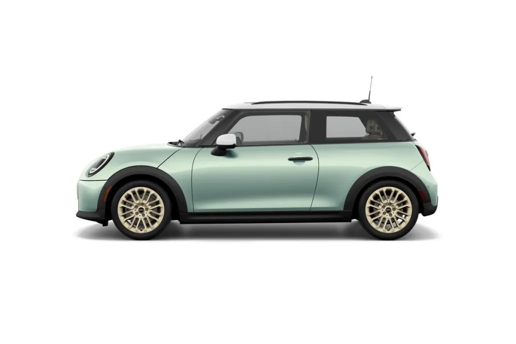 2026 Mini Cooper 2 Door Hardtop Signature photo 1