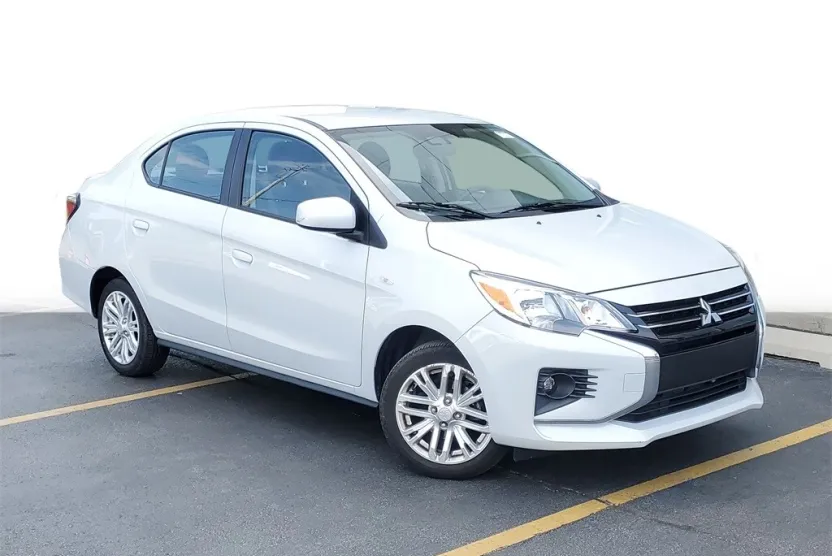 2024 Mitsubishi Mirage G4 ES LE Black Edition photo 1