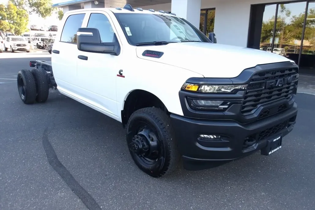 2026 Ram 3500 Tradesman photo 1