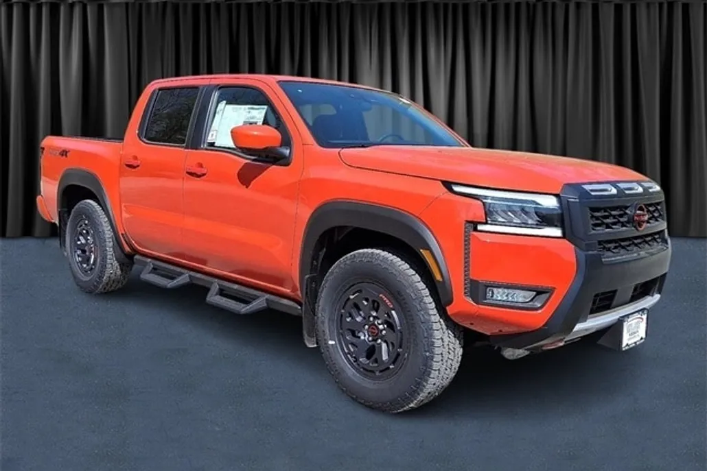 2025 Nissan Frontier PRO-4X photo 1