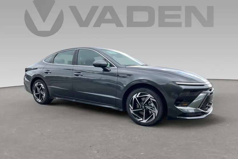 2026 Hyundai Sonata SEL Sport photo 1