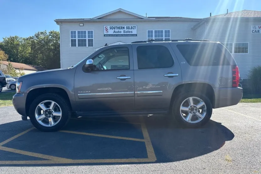2013 Chevrolet Tahoe LTZ photo 1