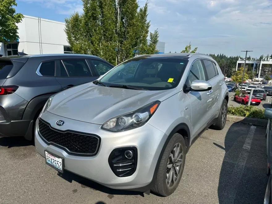 2017 Kia Sportage EX photo 1