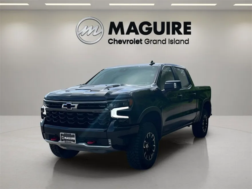 2024 Chevrolet Silverado 1500 ZR2 photo 1