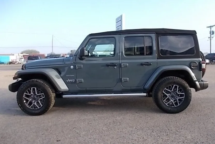 2024 Jeep Wrangler Sahara photo 1