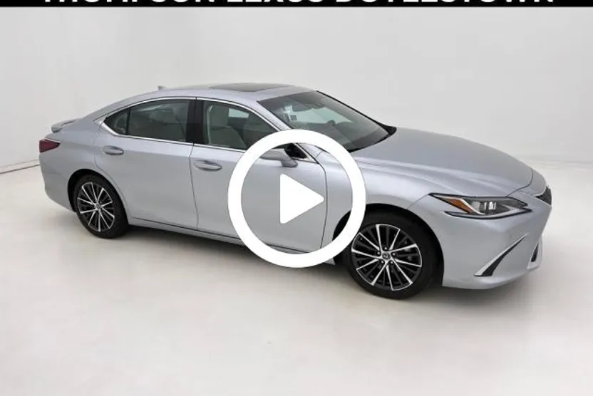 2025 Lexus ES 300h photo 1