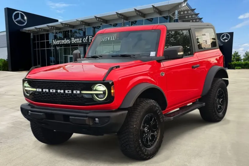 2022 Ford Bronco Base Big Bend Black Diamond Outer Banks Badlands Wildtrak photo 1