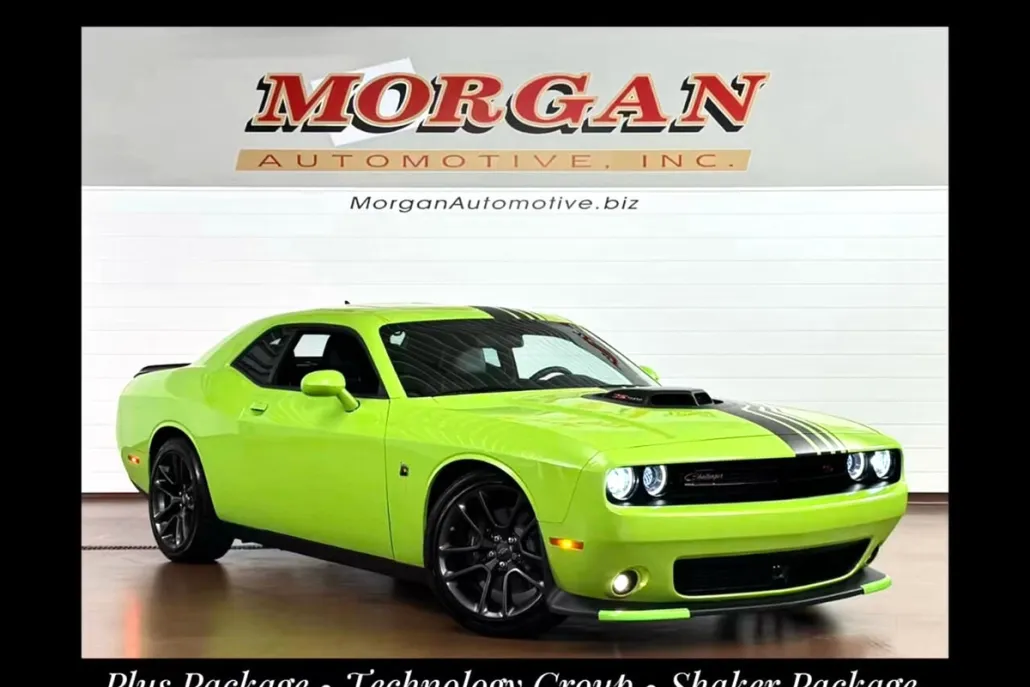 2023 Dodge Challenger Shaker 392 photo 1