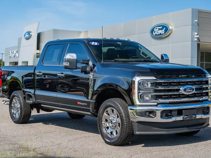 2025 Ford F-250 King Ranch photo 1