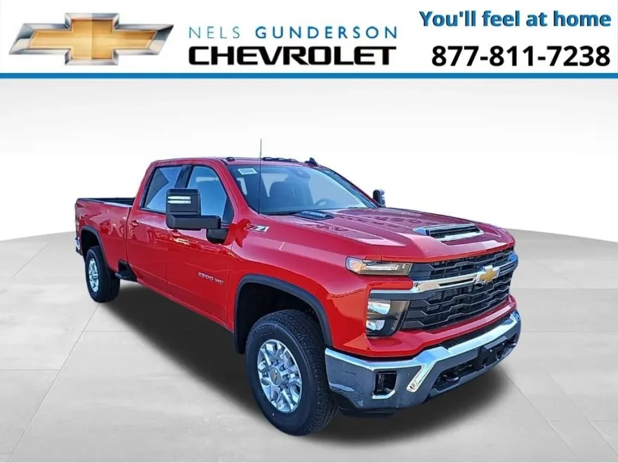 2024 Chevrolet Silverado 2500HD LT photo 1