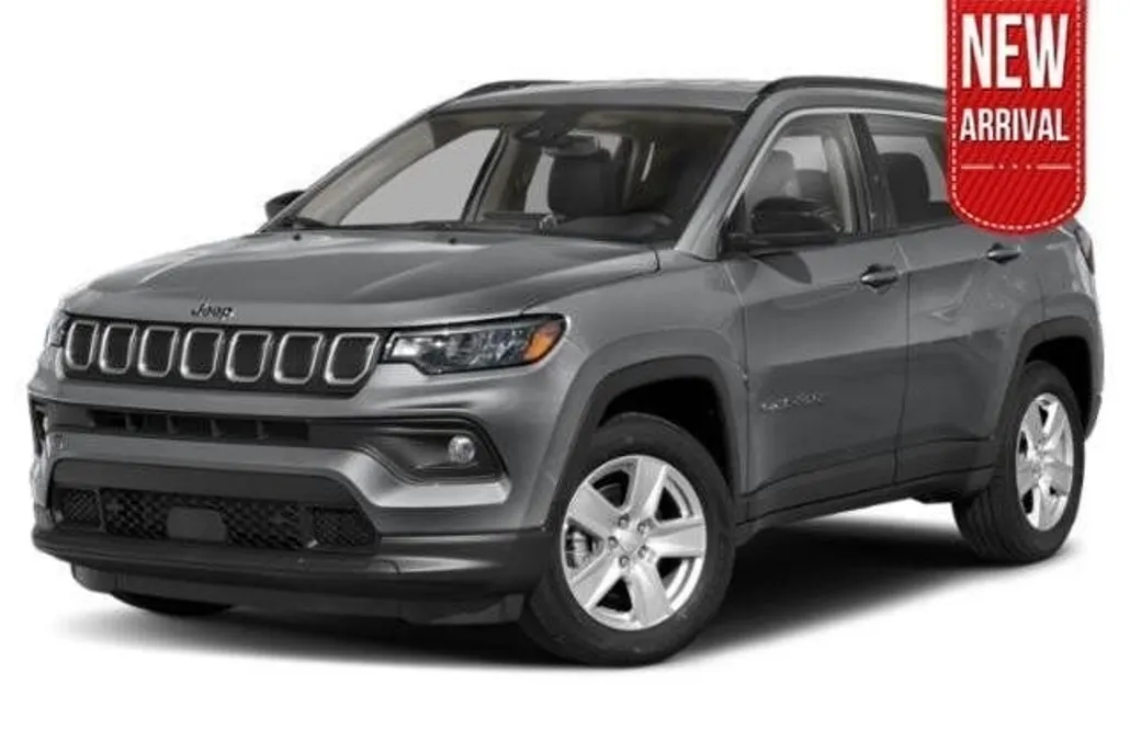2022 Jeep Compass Latitude Lux photo 1