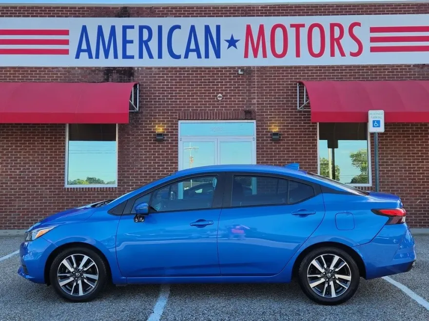 2021 Nissan Versa 1.6 SV photo 1