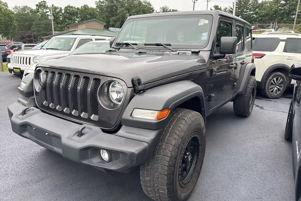2022 Jeep Wrangler Unlimited Sport S photo 1