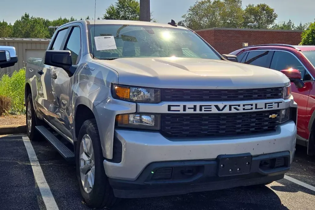 2019 Chevrolet Silverado 1500 Custom photo 1